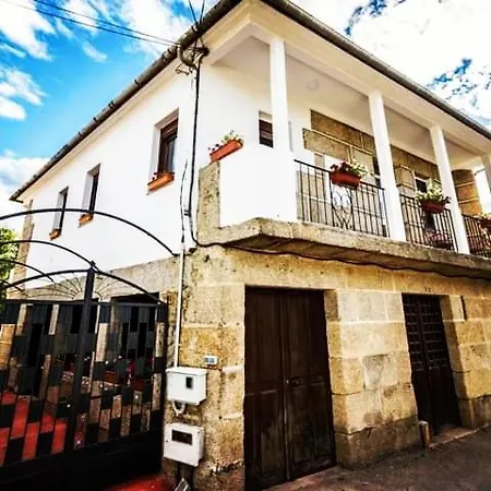 Dom wakacyjny A Casa De Reza 1 Ourense